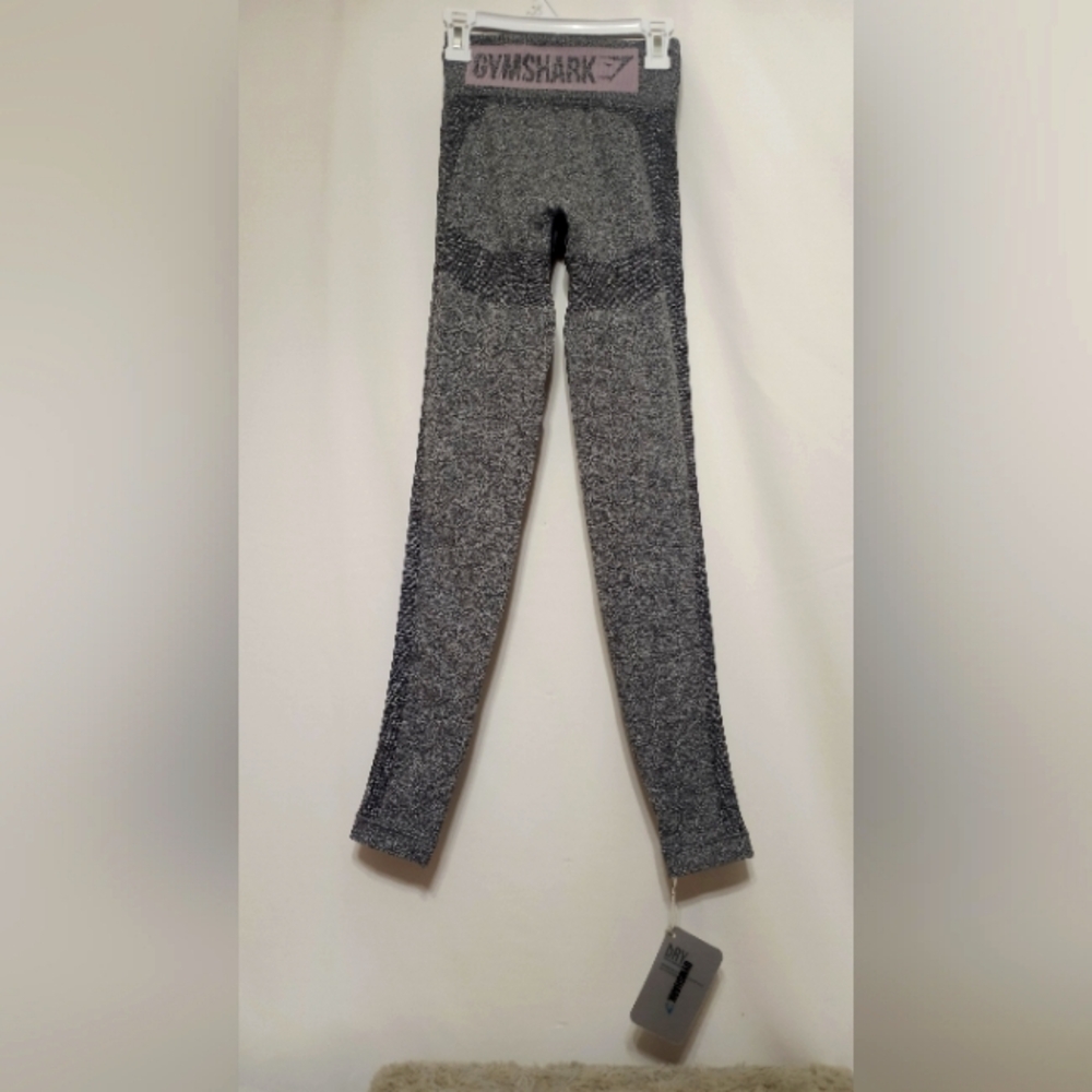 Gymshark High Waisted Flex Leggings. Grey & pink in extra small.
